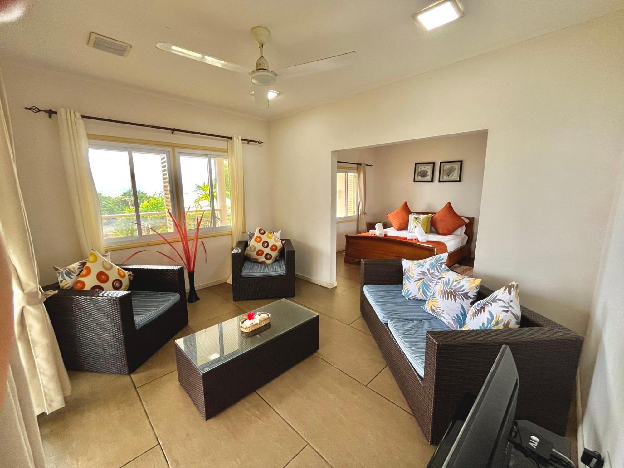 Summer Self Catering Baie Sainte-Anne Extérieur photo