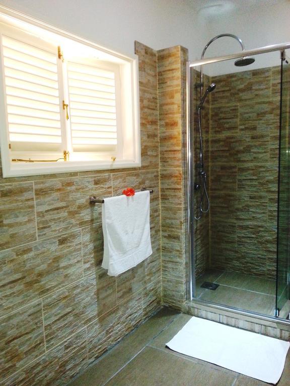 Summer Self Catering Baie Sainte-Anne Chambre photo
