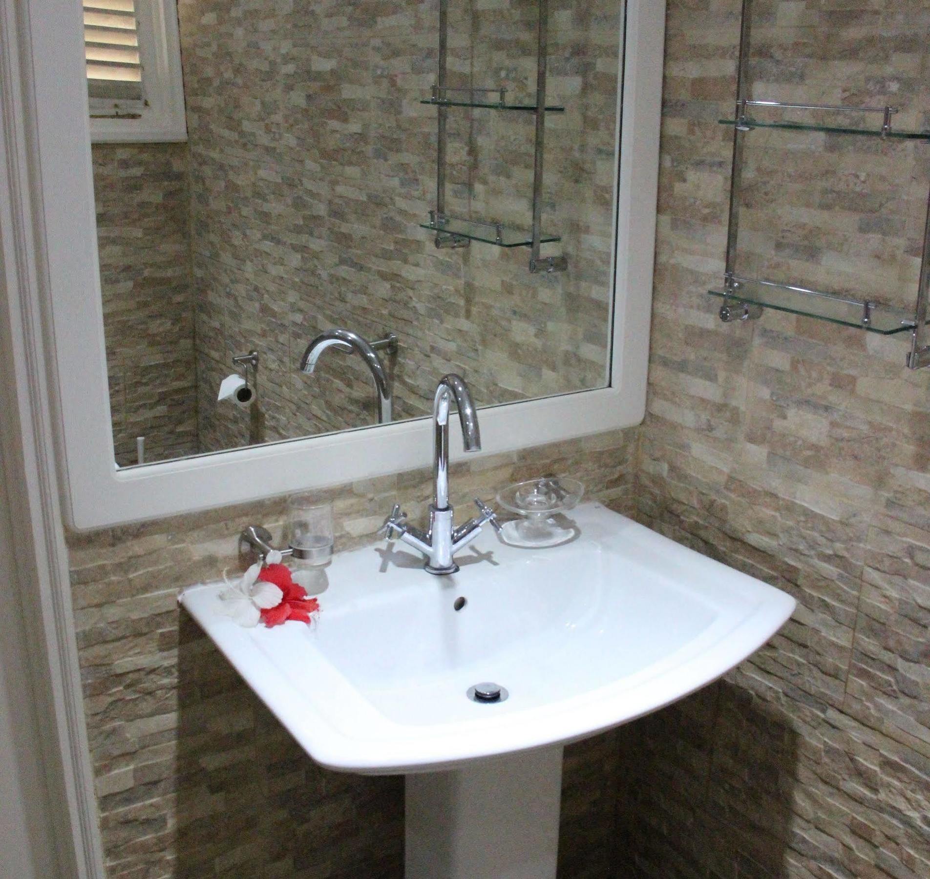 Summer Self Catering Baie Sainte-Anne Extérieur photo